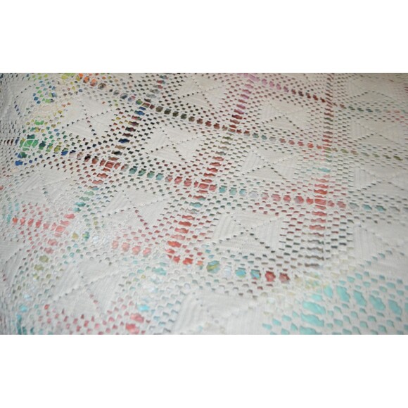 Vintage Crochet Bed Cover Twin Filet Border Cottagecore Shabby Chic Timeless - Picture 5 of 7